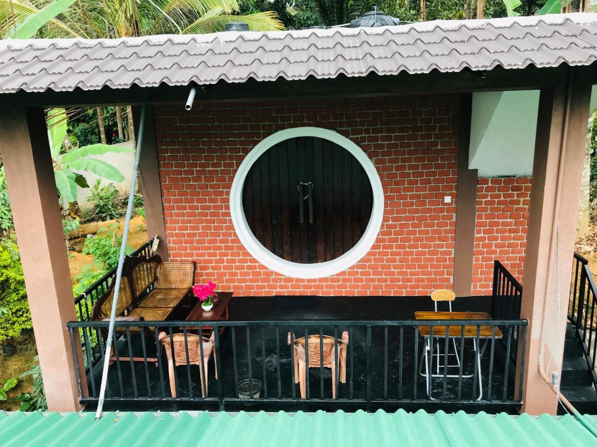 The Hobbit Cottage-Ella Exterior photo